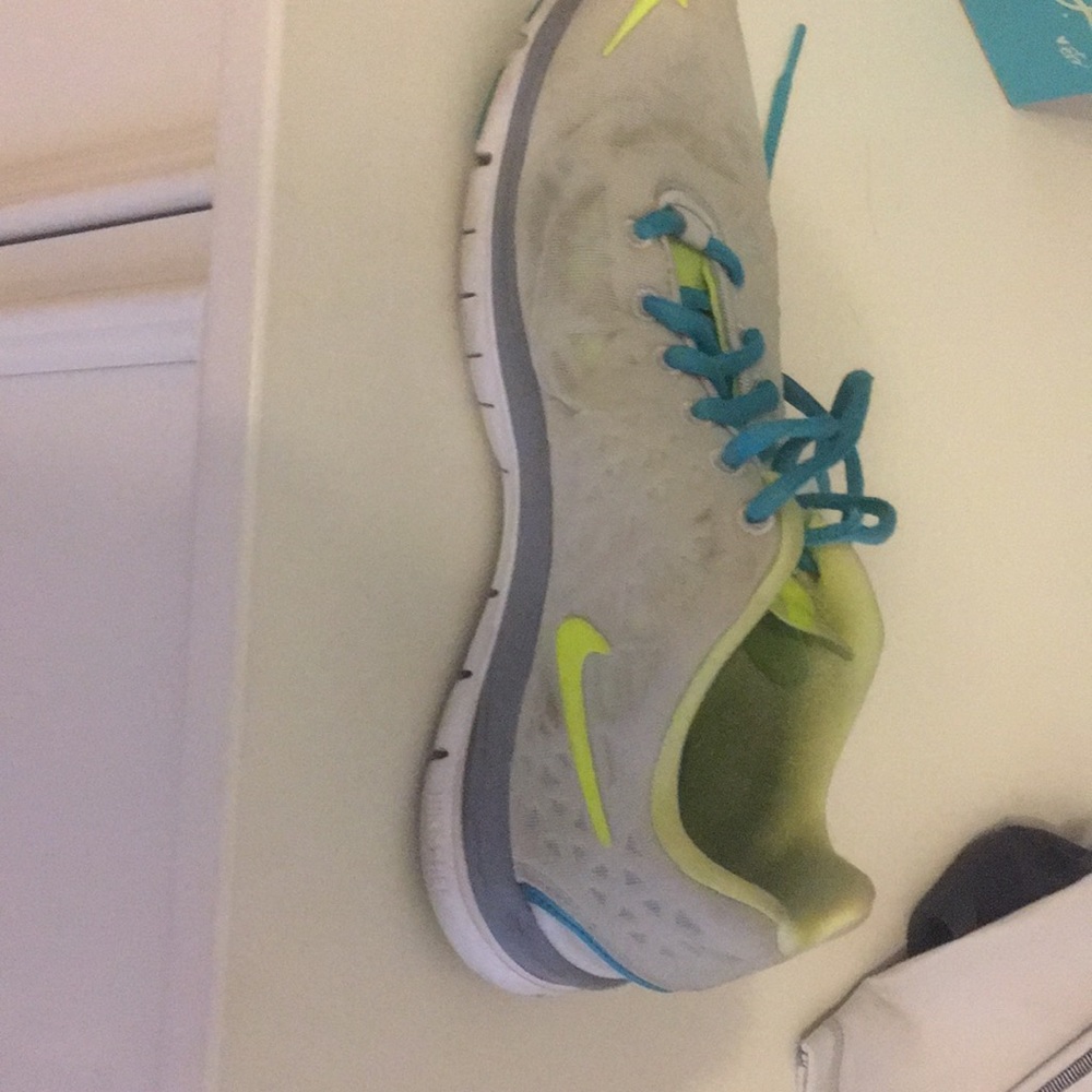 Nike Tennis shoes